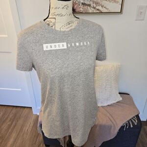 Women's Under Armour Tshirt